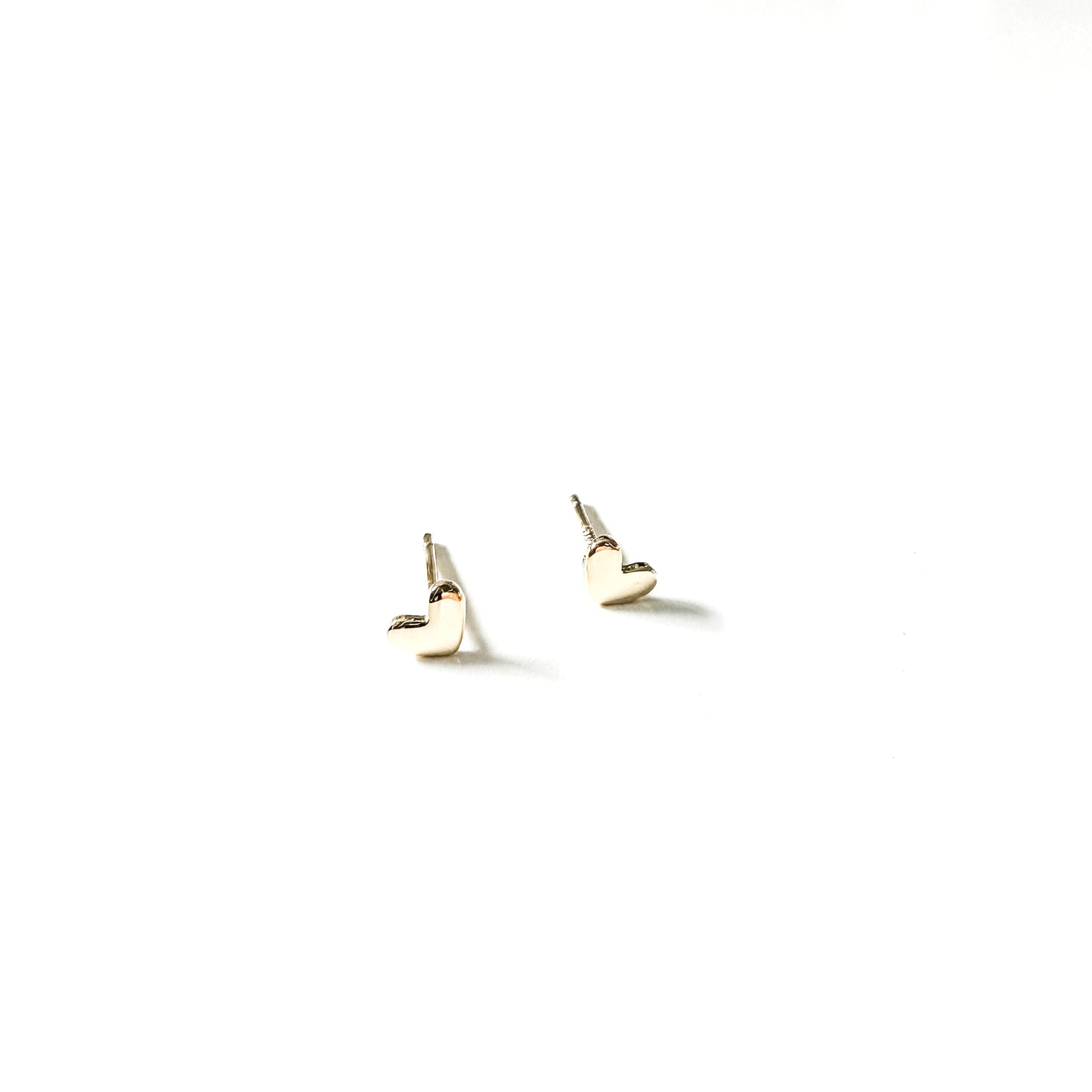 Dainty Heart Earring