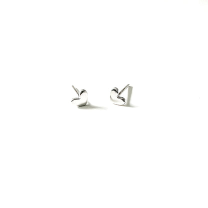 Dainty Heart Earring